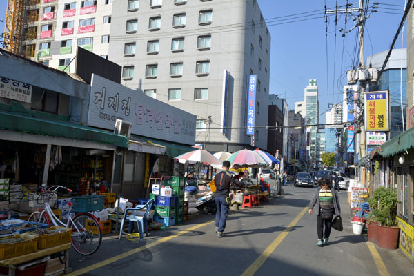 부산 남포동 골목수제비