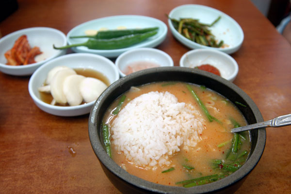 Ssangdungi Dwaejigukbap