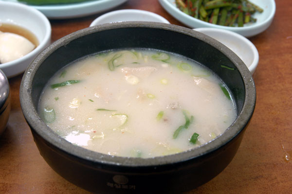 Ssangdungi Dwaejigukbap