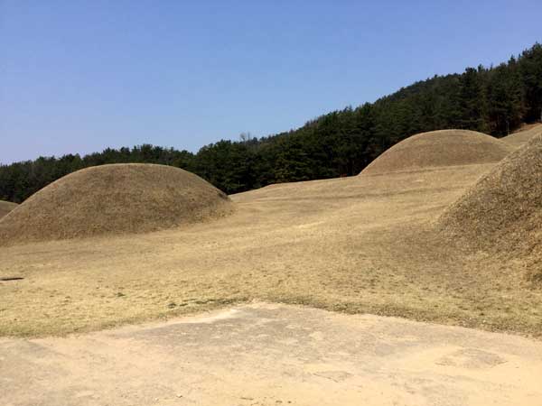 Buyeo Neungsan Ancient Tombs / Baekje Royal Tombs