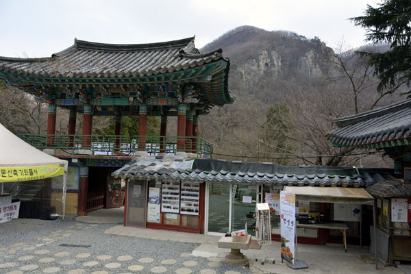 Jangansa Temple