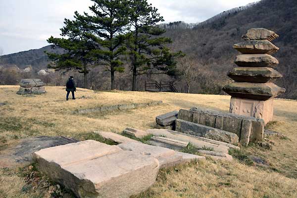 Janghang-ri Temple site