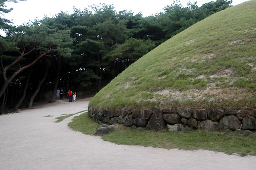 Royal Tomb of Queen Seondeok