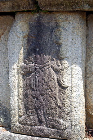 Tomb of General Kim Yu-shin