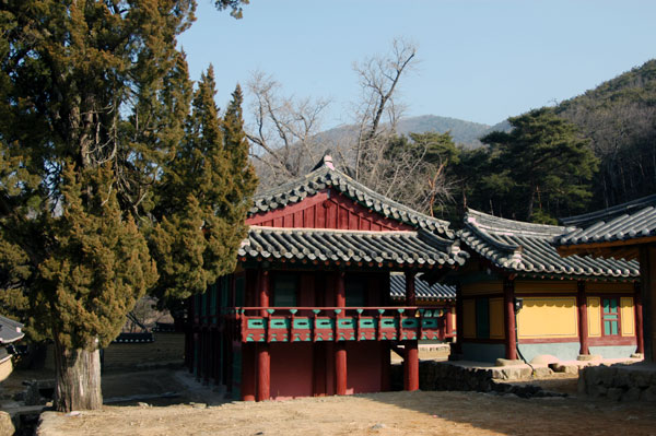 Oksanseowon Confucian Academy