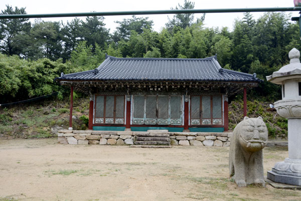 Jungsaengsa Temple