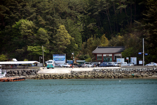 閑山島（制勝堂）