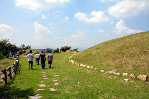 Gimhae Gusan-dong Baegundae Ancient Tombs