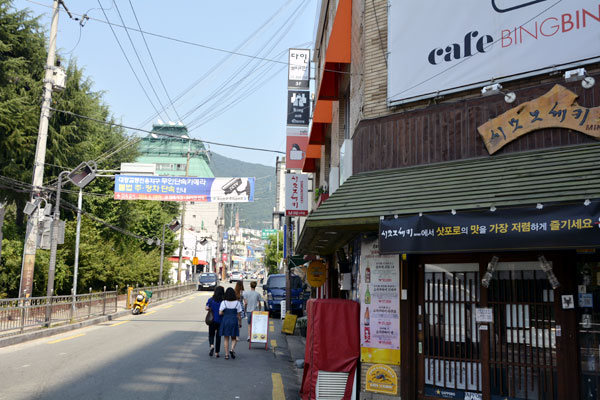 田浦カフェ通り