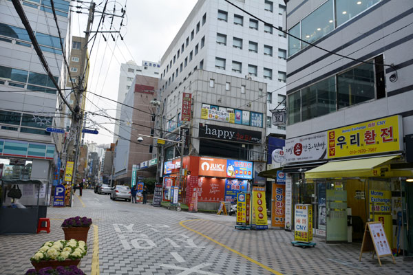 釜山観光ホテルの両替通り