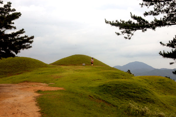 高霊池山洞古墳群