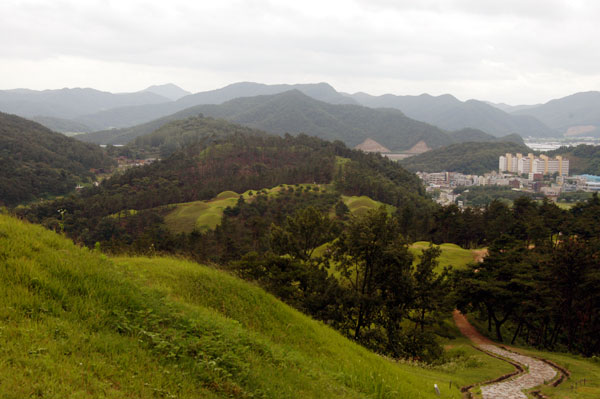 高霊池山洞古墳群