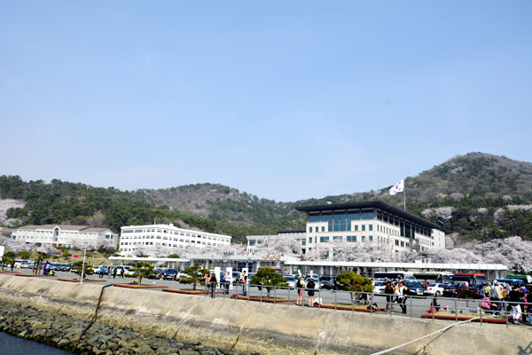 해군사관학교