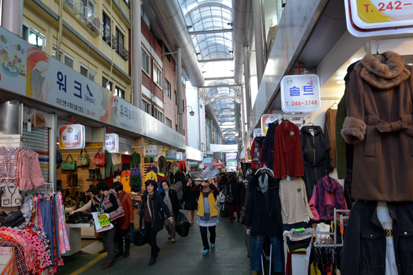 富平カントン市場