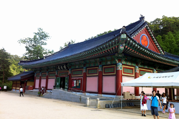 五台山国立公園 月精寺