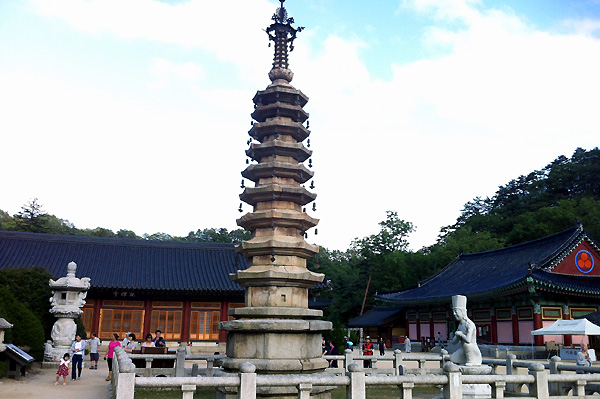 五台山国立公園 月精寺