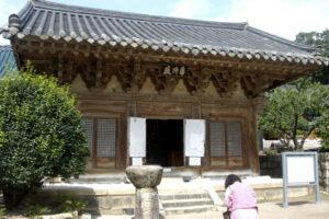 通度寺の霊山殿