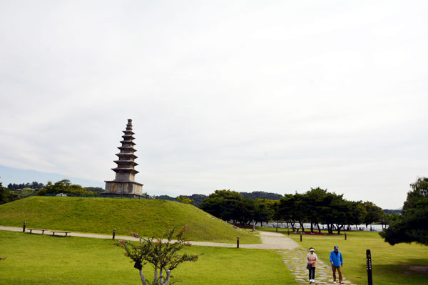 中原塔坪里七層石塔