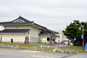 中原塔坪里七層石塔