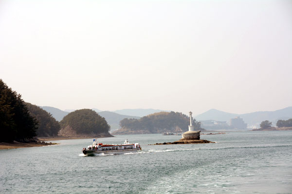 閑山島（制勝堂）