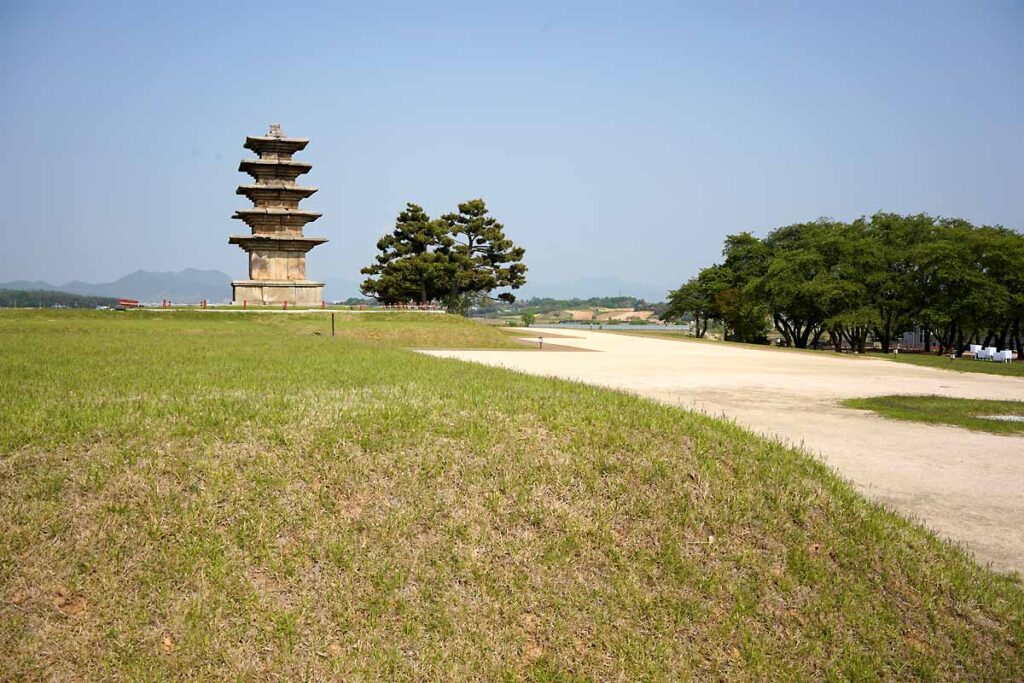 王宮里遺跡地・王宮里遺跡展示館