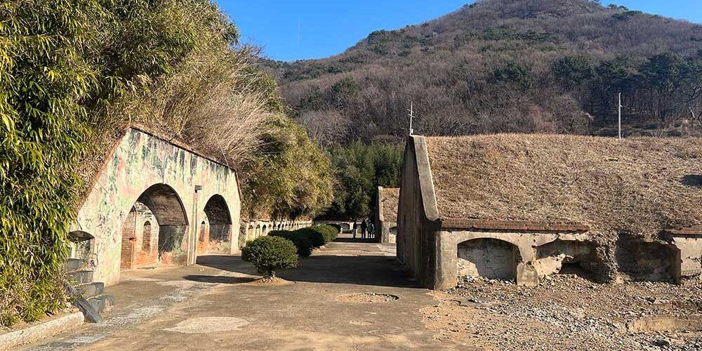 加徳島・外洋浦砲陣地